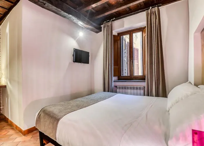 Luxury Navona