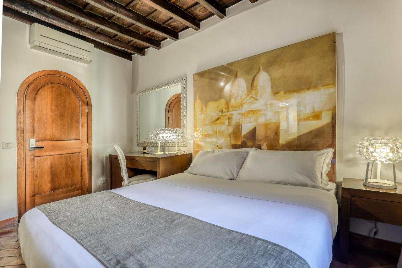 Luxury Navona