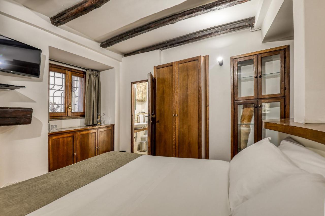 Luxury Navona Affittacamere 2*