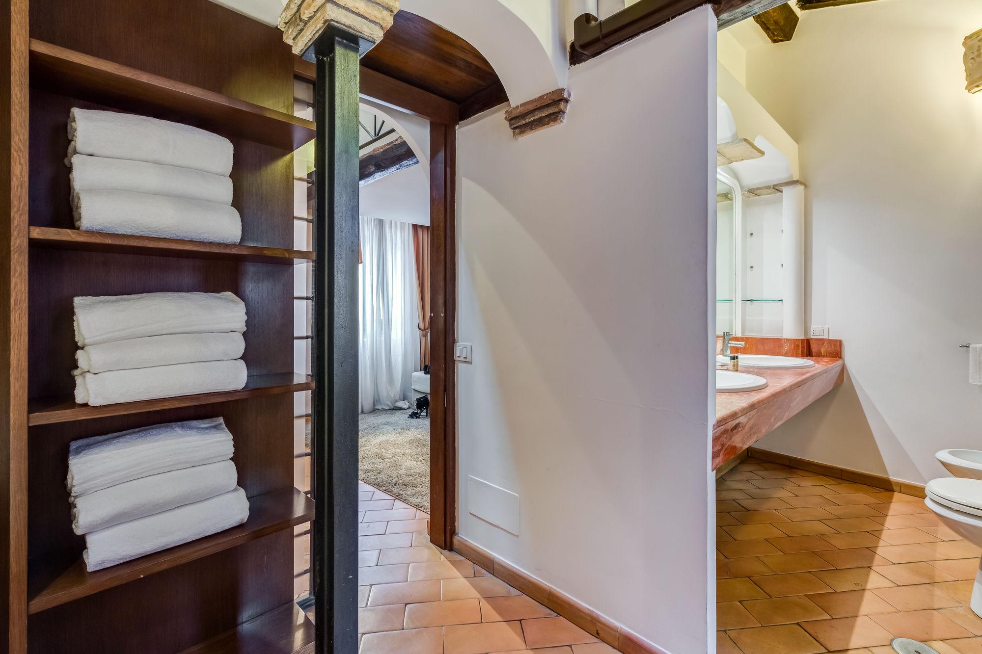 Luxury Navona Guest house Rome